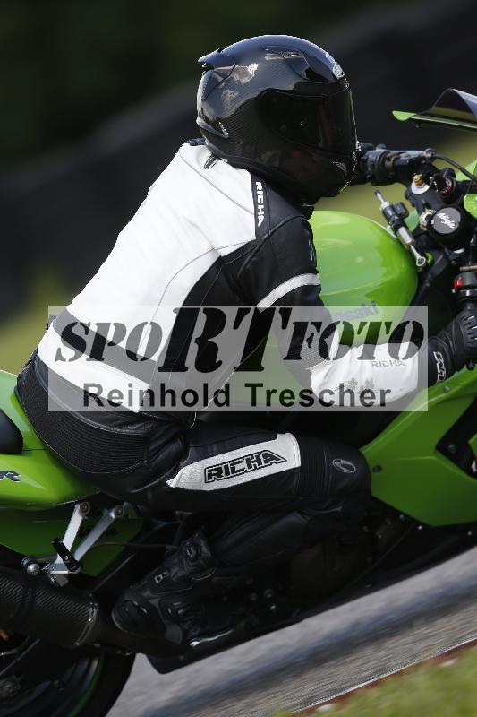 /Archiv-2024/29 12.06.2024 MOTO.CH Track Day ADR/Gruppe blau/4